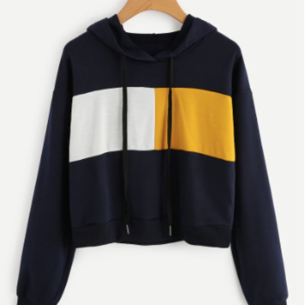Contrast Cropped Hoodie